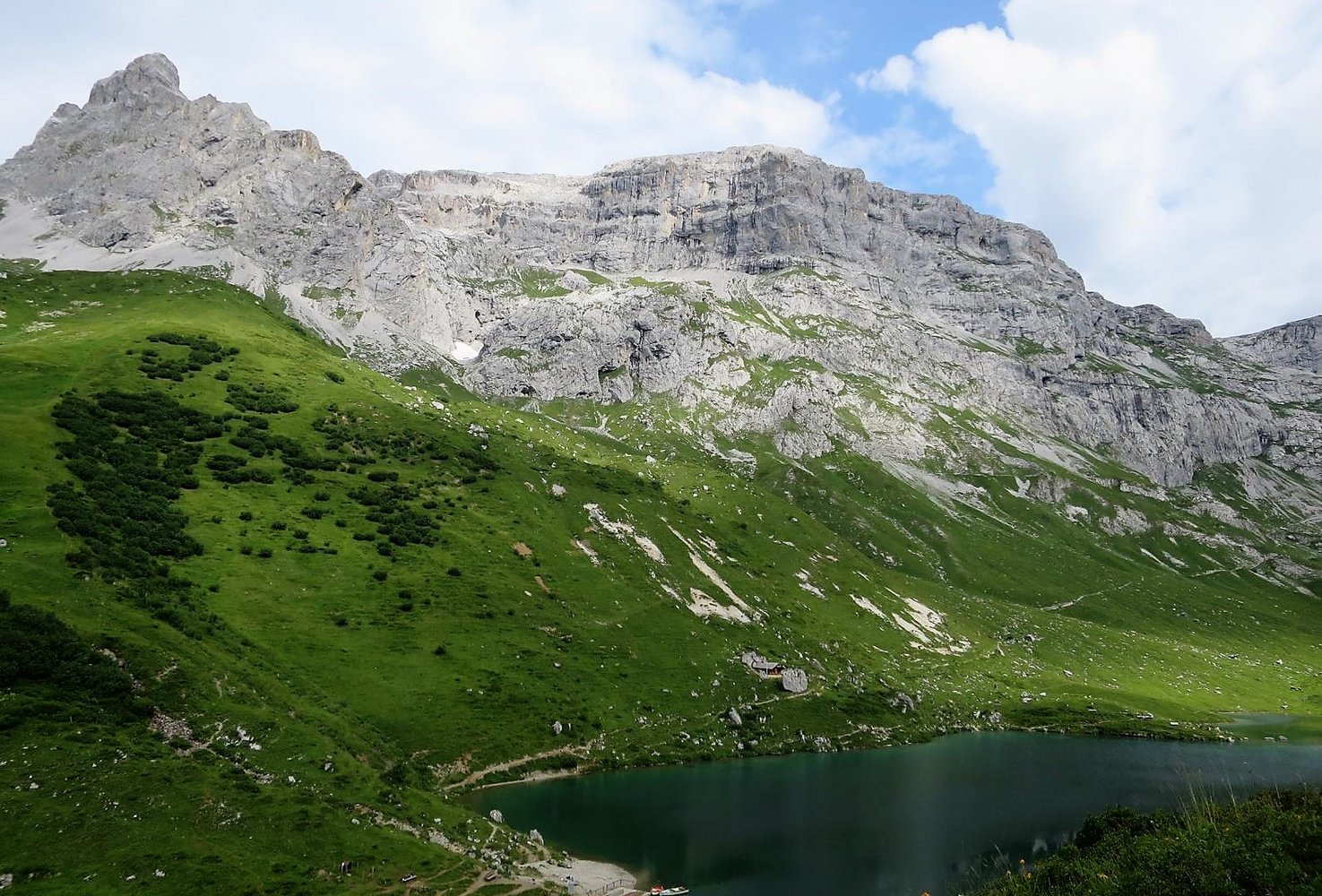 Der Partnunsee unter den Wänden , Foto: Andreas Jentzsch