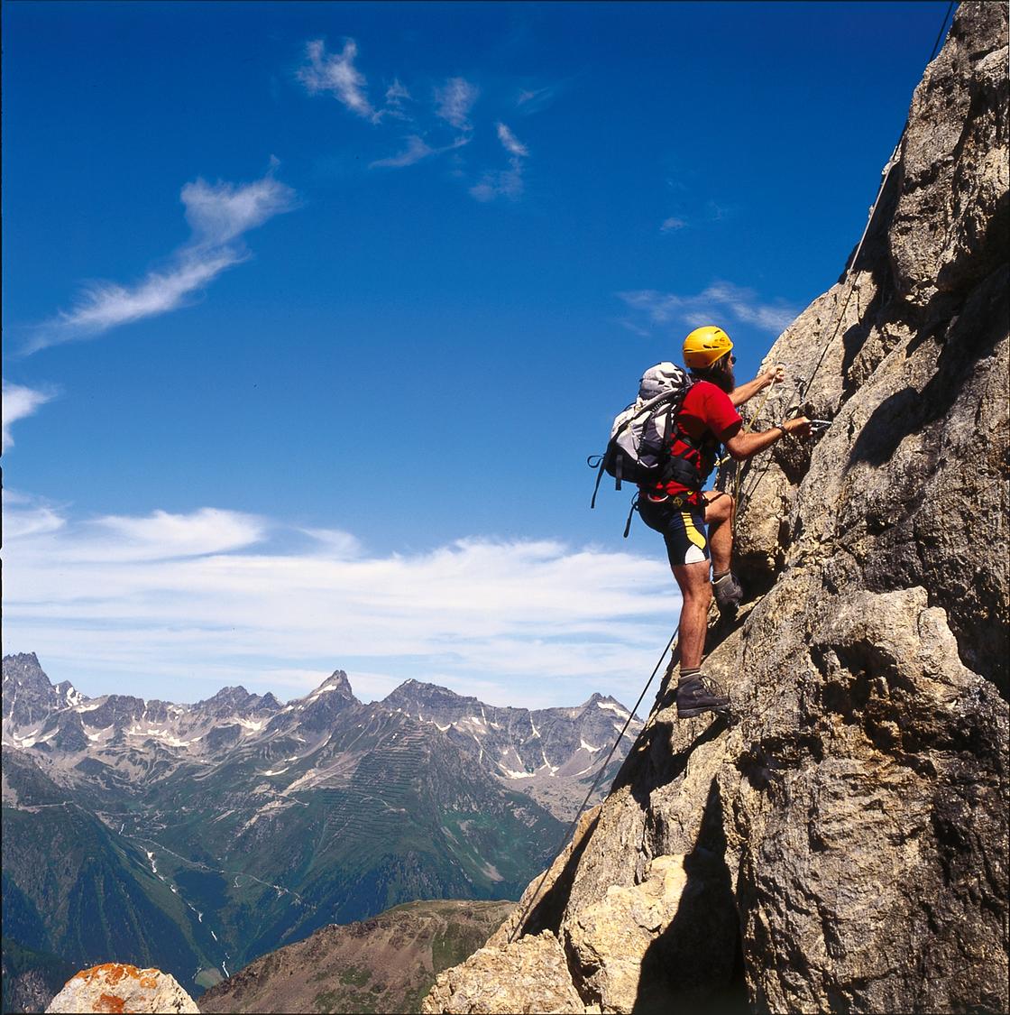 Lower part of the ferrata. The Paznauner mountains in the background.