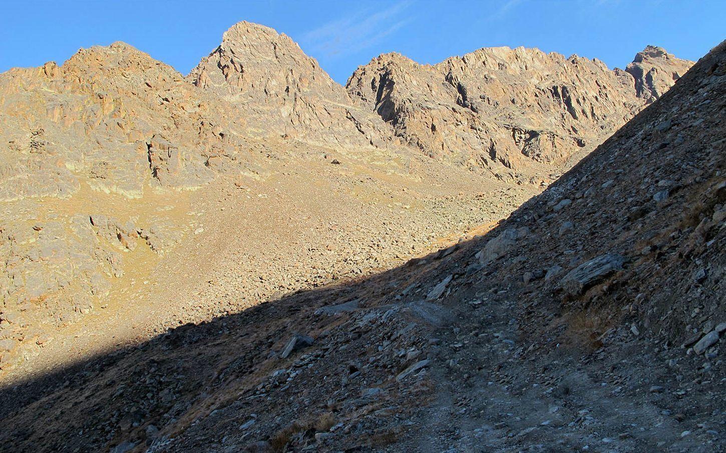 On the way to Jegihorn: Soon in the sun.
