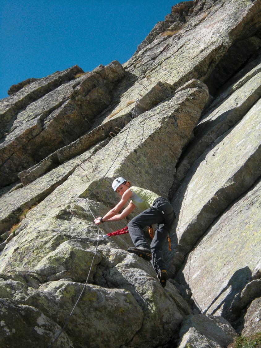 Perfect granite, ideal for rock climbing ...