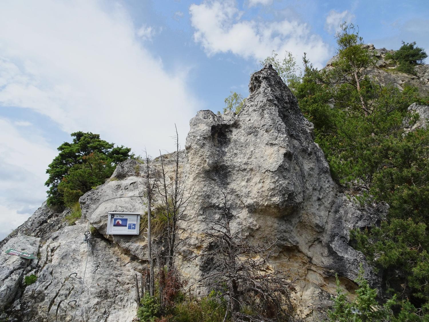 The escape route (to the right)